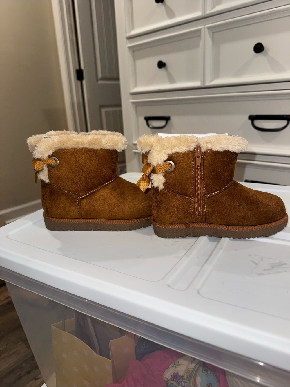Kids boots